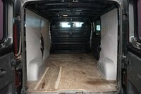 Opel Vivaro vaihtoauto