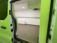 Opel Vivaro vaihtoauto