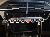 Peugeot e-2008 vaihtoauto
