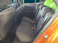 Peugeot e-2008 vaihtoauto