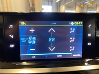 Peugeot e-2008 vaihtoauto