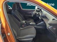 Peugeot e-2008 vaihtoauto