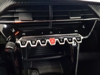 Peugeot e-2008 vaihtoauto