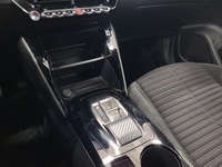 Peugeot e-2008 vaihtoauto