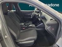 Peugeot e-2008 vaihtoauto