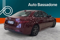 Alfa Romeo Giulia vaihtoauto