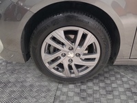 Peugeot 208 vaihtoauto