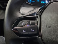 Peugeot e-2008 vaihtoauto