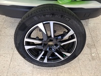 Peugeot e-2008 vaihtoauto