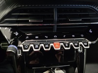 Peugeot e-2008 vaihtoauto