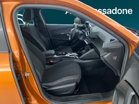 Peugeot e-2008 vaihtoauto