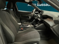 Peugeot e-2008 vaihtoauto