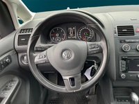Volkswagen Touran vaihtoauto