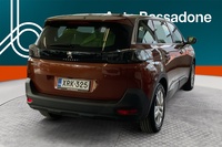 Peugeot 5008 vaihtoauto