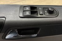 Volkswagen Caravelle vaihtoauto