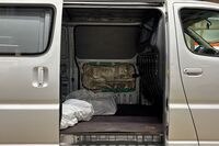Toyota Hiace vaihtoauto