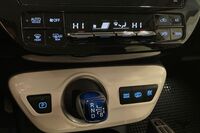 Toyota Prius Plug-in vaihtoauto