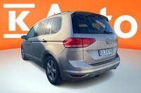 Volkswagen Touran vaihtoauto