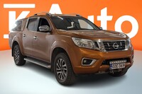 Nissan Navara vaihtoauto