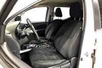 Nissan Navara vaihtoauto