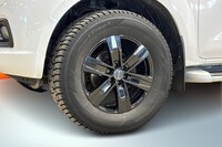 Nissan Navara vaihtoauto