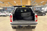 Nissan Navara vaihtoauto