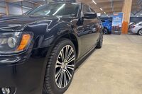 Chrysler 300 vaihtoauto