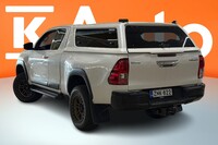 Toyota Hilux vaihtoauto