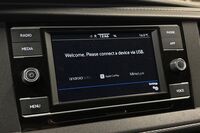 Volkswagen Caravelle vaihtoauto