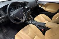 Volvo V40 Cross Country vaihtoauto