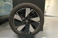 Volvo EX40 vaihtoauto