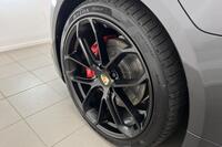 Porsche Taycan vaihtoauto