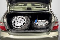 Nissan Maxima vaihtoauto