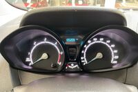 Ford Transit Courier vaihtoauto