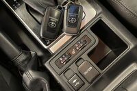 Toyota Land Cruiser vaihtoauto