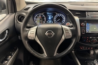 Nissan Navara vaihtoauto