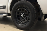 Nissan Navara vaihtoauto