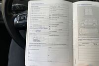 Volkswagen Caravelle vaihtoauto