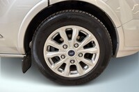 Ford Tourneo Custom vaihtoauto