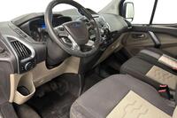 Ford Tourneo Custom vaihtoauto