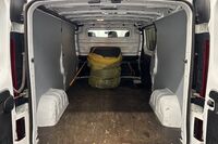 Opel Vivaro vaihtoauto