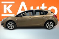 Opel Astra vaihtoauto
