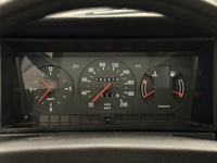 Volvo 240 vaihtoauto
