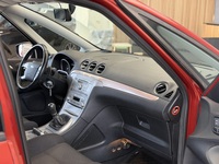 Ford S-MAX vaihtoauto