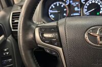 Toyota Land Cruiser vaihtoauto