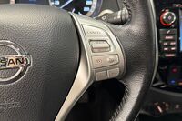Nissan Navara vaihtoauto