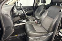 Nissan Navara vaihtoauto