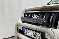Toyota Land Cruiser vaihtoauto