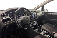 Volkswagen Touran vaihtoauto