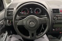 Volkswagen Touran vaihtoauto
